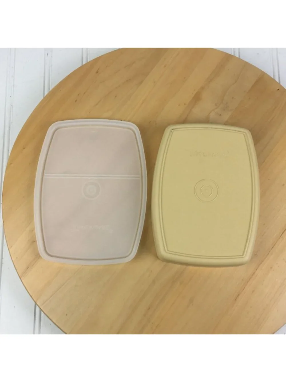 Tupperware Packette Divided Lunch Snack Container With Seal #813-3 USA